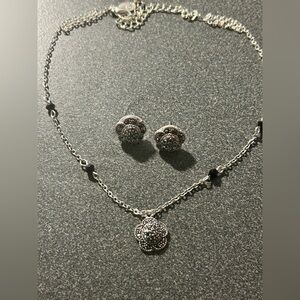 Elegant Silver Jewelry Set with Black Accents